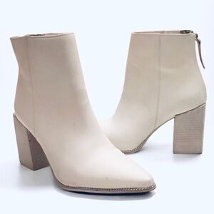 Steve Madden Olga White Ankle Boots Size 8M Leather Stacked Block Heel Back Zip